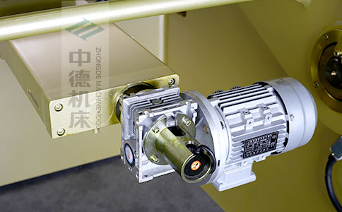 ZDS-840后檔料減速電機(jī)，質(zhì)量好，模擬運(yùn)算定位速度快.jpg